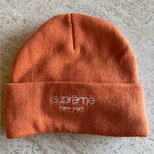 Supreme Radar NWT Knit Beanie Hat Peach